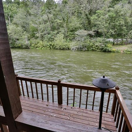 Heaven On The Toccoa Where You Will Enjoy The Sites And Sounds Of The Toccoa River Mineral Bluff Dış mekan fotoğraf