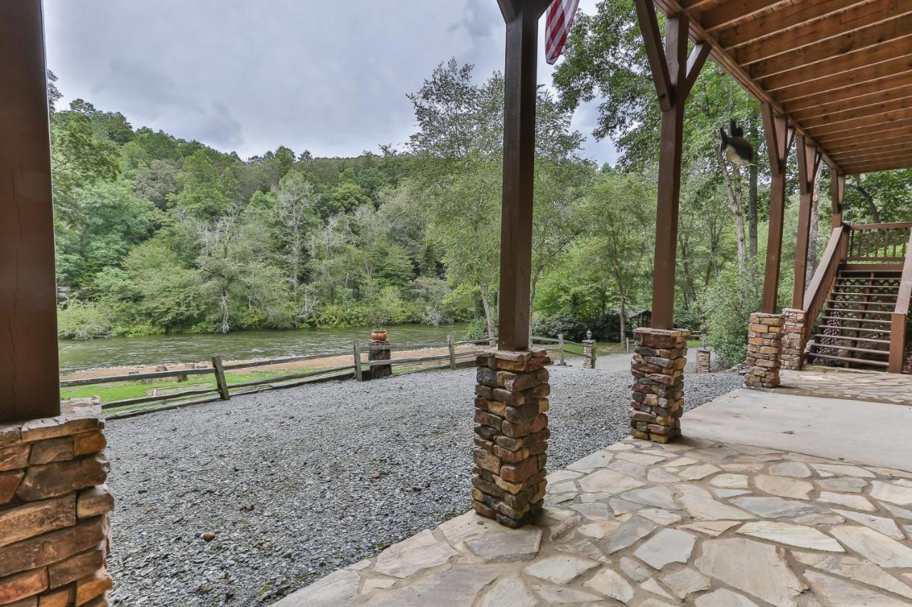 Heaven On The Toccoa Where You Will Enjoy The Sites And Sounds Of The Toccoa River Mineral Bluff Dış mekan fotoğraf