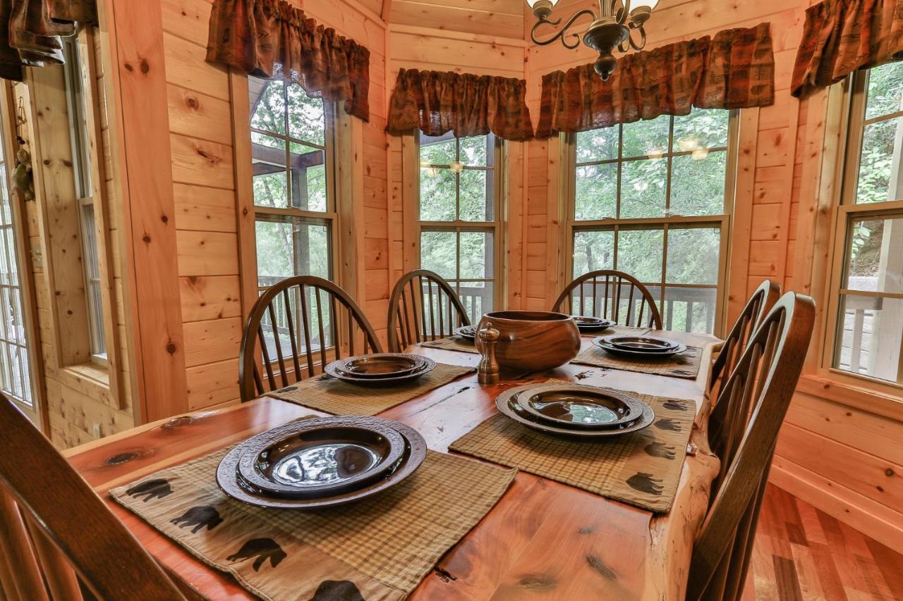 Heaven On The Toccoa Where You Will Enjoy The Sites And Sounds Of The Toccoa River Mineral Bluff Dış mekan fotoğraf