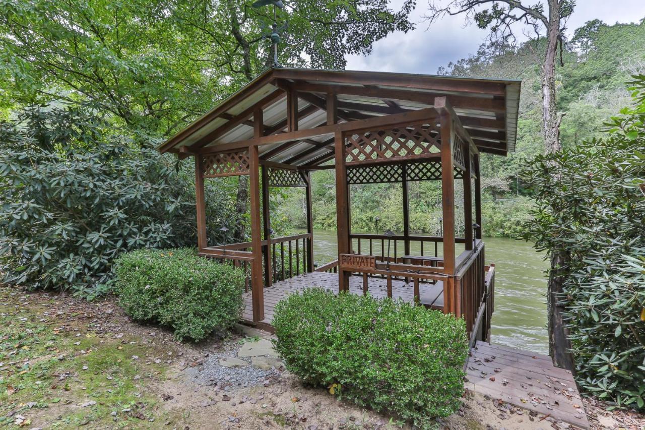 Heaven On The Toccoa Where You Will Enjoy The Sites And Sounds Of The Toccoa River Mineral Bluff Dış mekan fotoğraf