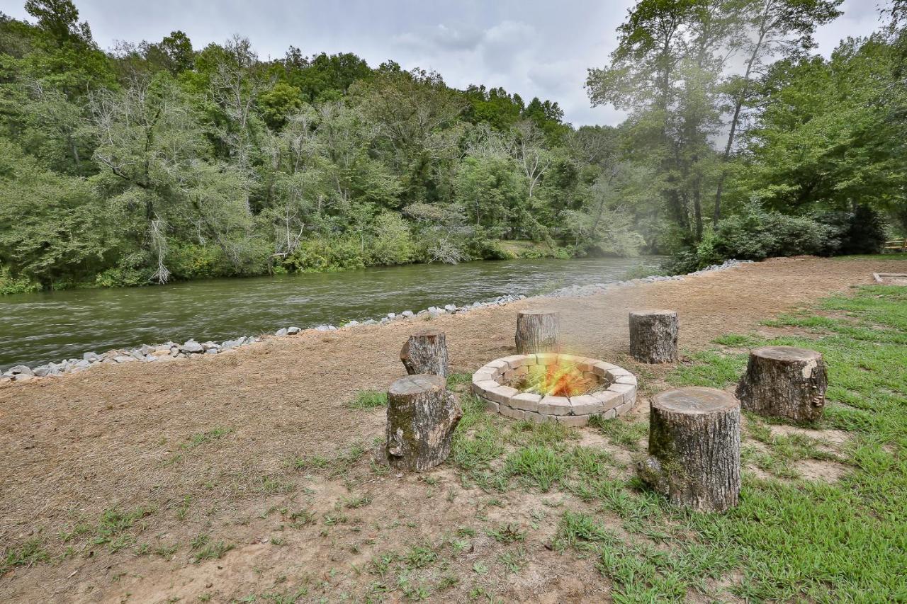 Heaven On The Toccoa Where You Will Enjoy The Sites And Sounds Of The Toccoa River Mineral Bluff Dış mekan fotoğraf